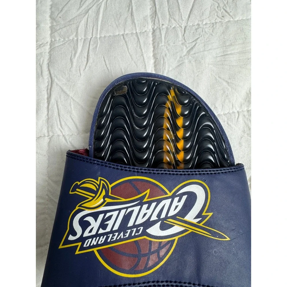 NBA Cleveland Cavaliers ISlide Navy Blue Athletic Sandals Men 9